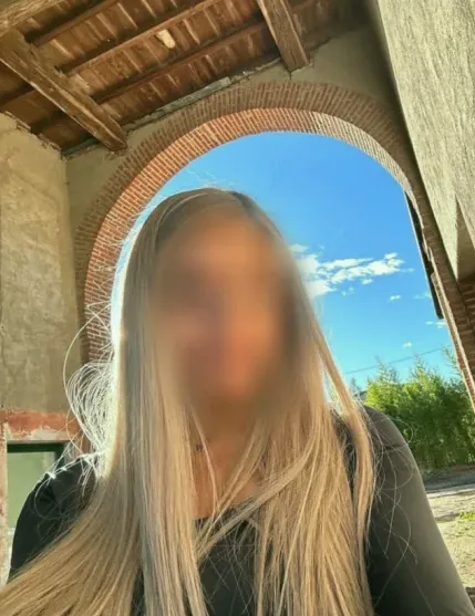 Bianca, 28