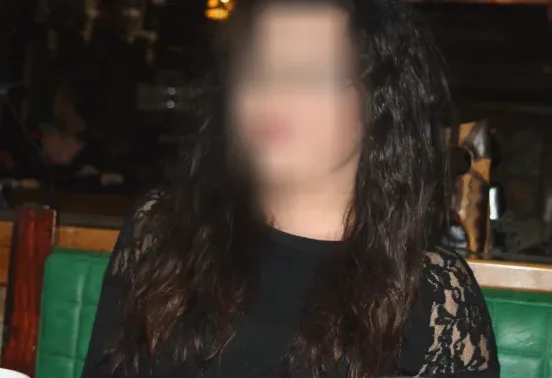 Elisa, 24
