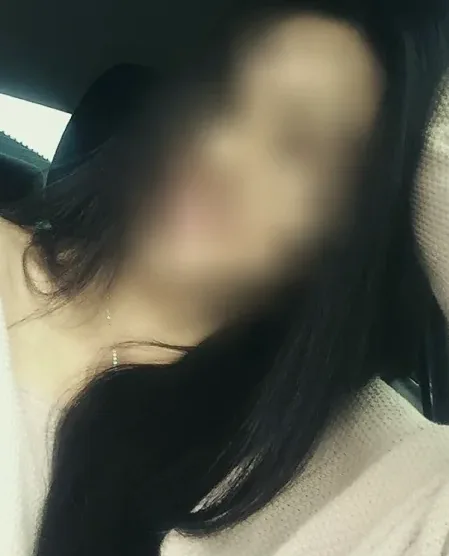 Greta, 34