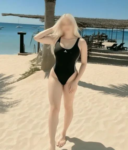Ingrid, 22