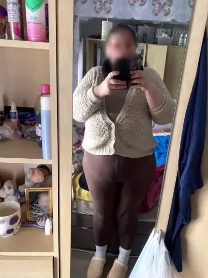 Sanja, 39