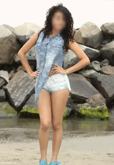 Sophia, 28