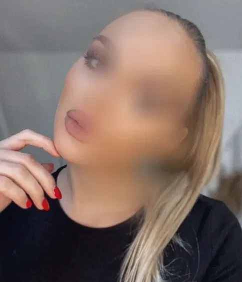 Valerie, 31